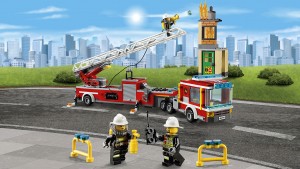 60112_web_pri_1488-lego-fire-engine